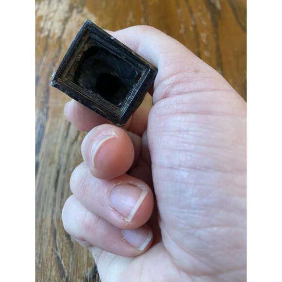 Vintage Abraham Lincoln Miniature Bust Statue 2.5" Tall Bronze Finish Collectibl - Picture 3 of 5